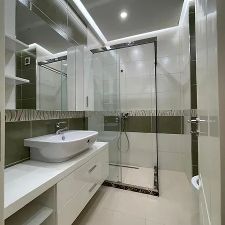 Gener 2 Apartment